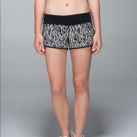 Lululemon Run Speed Shorts 2.5” - Picture 2 of 6